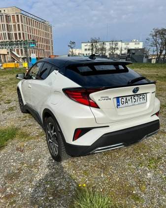 Toyota C-HR cena 98000 przebieg: 87150, rok produkcji 2019 z Gdynia małe 29